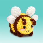 BIG & LITTLE BEE CROCHET KIT