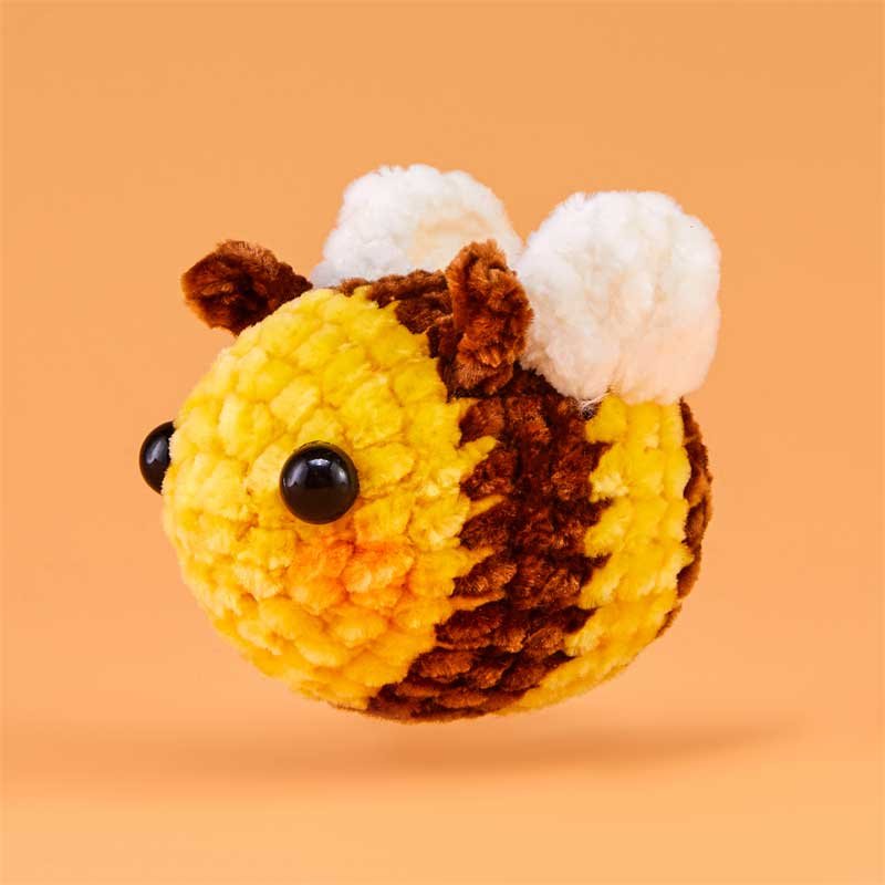 fluffy-little-bee-sasa-2