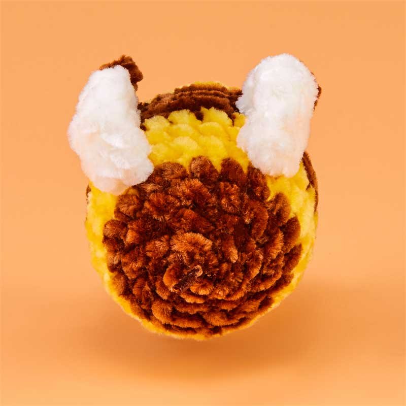 fluffy-little-bee-sasa-3