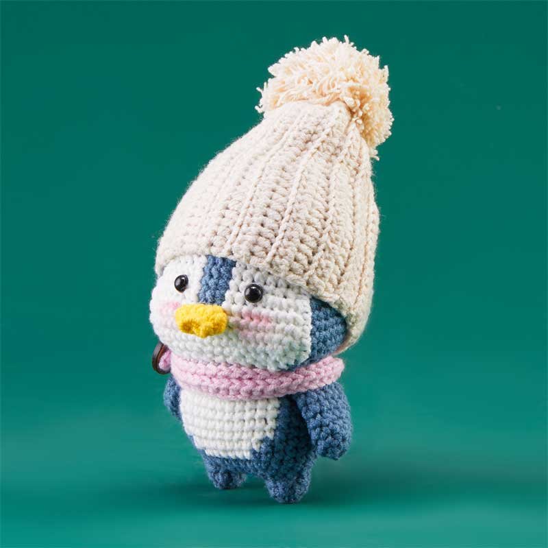 heartwarming-penguin-yaya-5