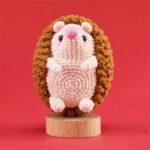 STANDING LITTLE HEDGEHOG ZIZI