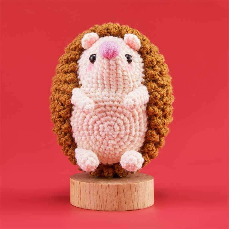 standing-little-hedgehog-zizi-1